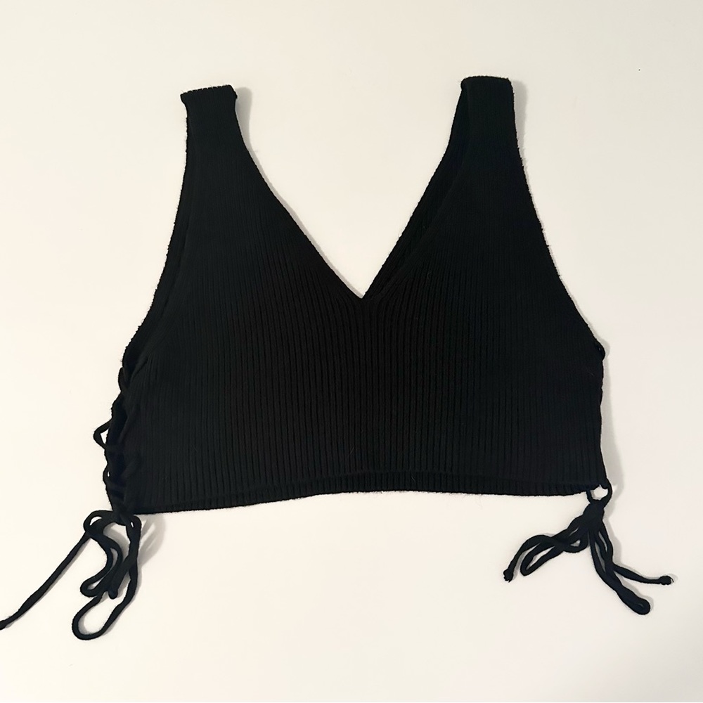 cropped tank top